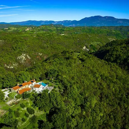 Villa Boshka *